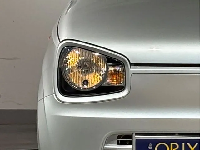 スズキ　アルト　４ＷＤ