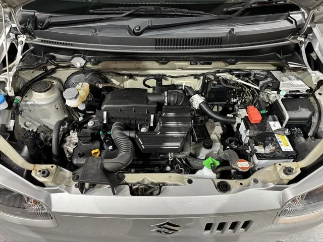 スズキ　アルト　４ＷＤ