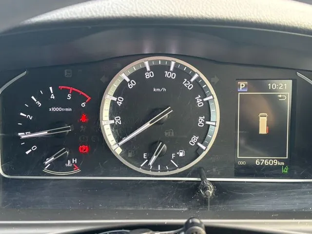 ハイエースバン　２ＷＤ（トヨタ）の車両写真