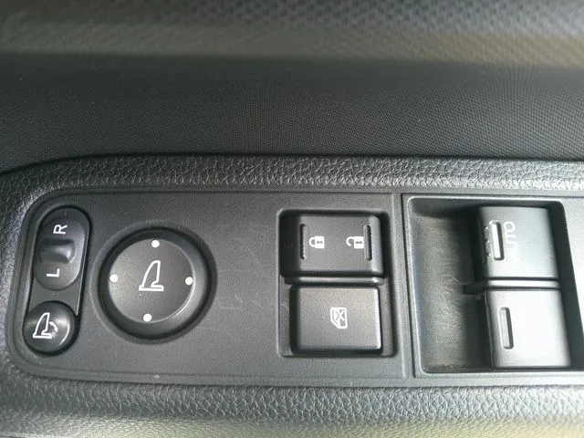 Ｎ－ＶＡＮ　４ＷＤ（ホンダ）の車両写真