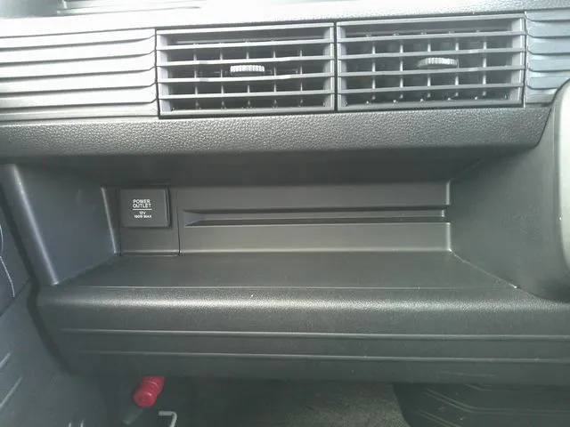 Ｎ－ＶＡＮ　４ＷＤ（ホンダ）の車両写真