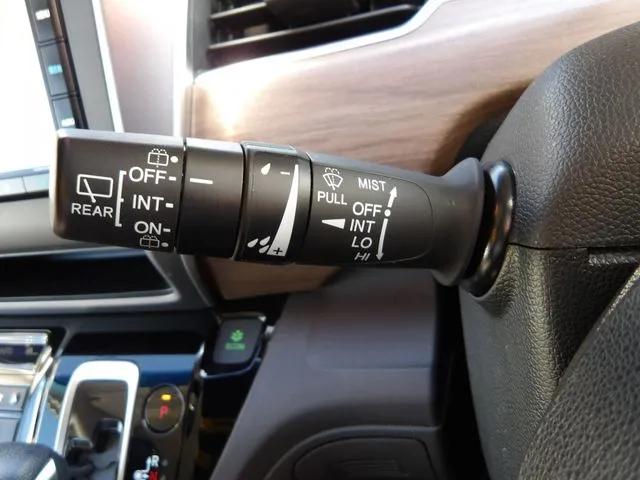 フリード　ハイブリッド（ホンダ）の車両写真