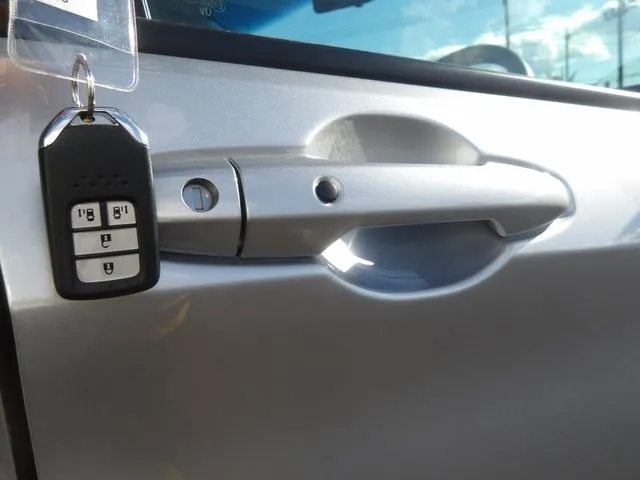 フリード　ハイブリッド（ホンダ）の車両写真