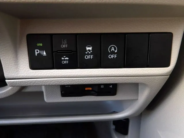 アルト　ラパン　４ＷＤ（スズキ）の車両写真