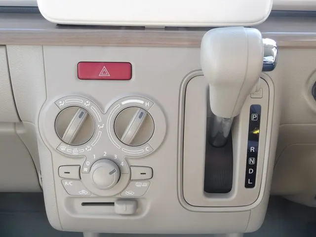 アルト　ラパン　４ＷＤ（スズキ）の車両写真