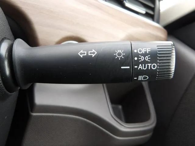 フリード（ホンダ）の車両写真