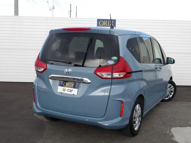 フリード（ホンダ）の車両写真