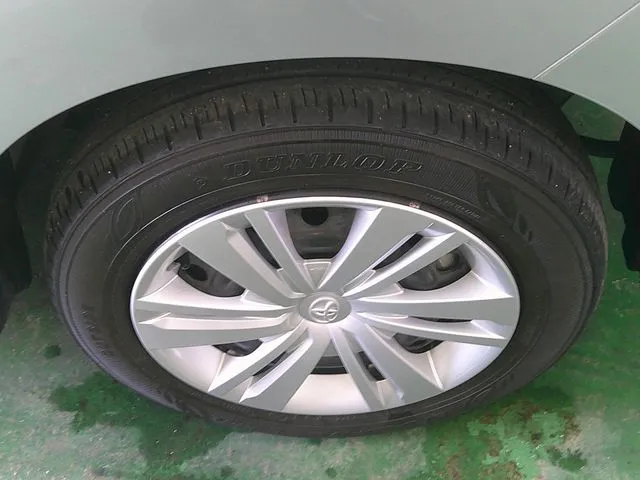 ルーミー　４ＷＤ（トヨタ）の車両写真