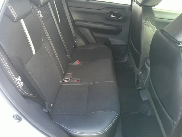 ロッキー　４ＷＤ（ダイハツ）の車両写真