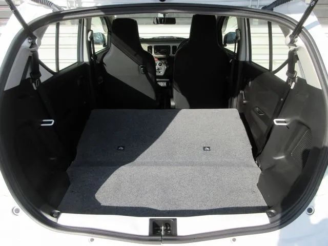 アルト　４ＷＤ（スズキ）の車両写真