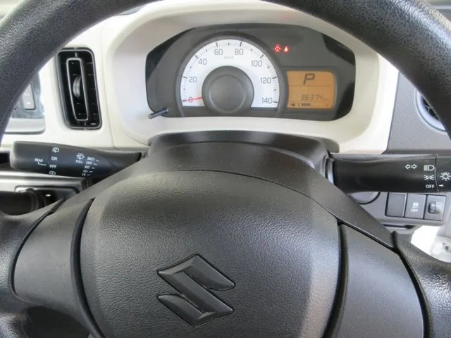 アルト　４ＷＤ（スズキ）の車両写真