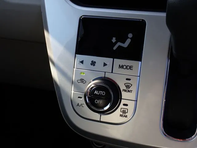 キャスト　スタイル（ダイハツ）の車両写真