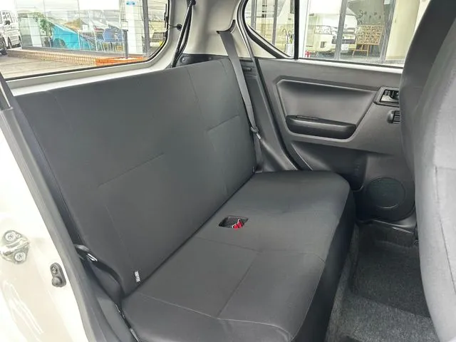 ミラ イース(ダイハツ)の車両写真