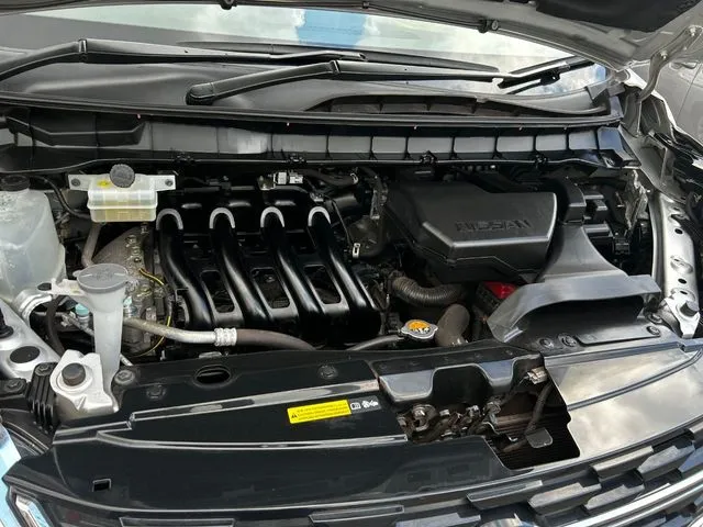 セレナ　Ｓハイブリッド（ニッサン）の車両写真