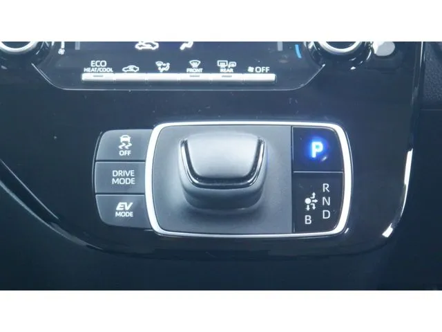 アクア（トヨタ）の車両写真