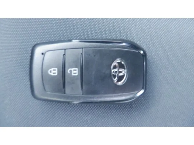 アクア（トヨタ）の車両写真