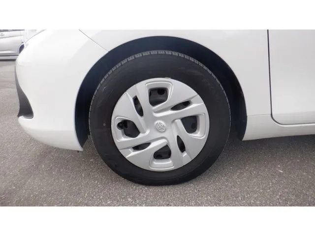 アクア（トヨタ）の車両写真
