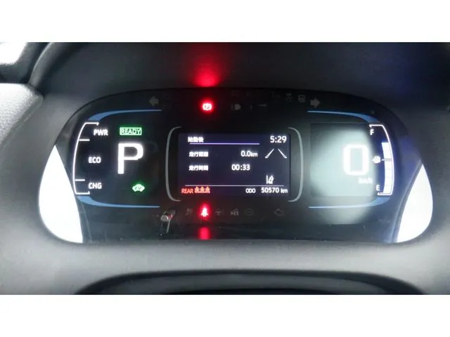 アクア（トヨタ）の車両写真