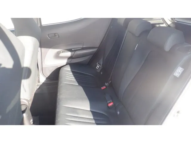 アクア（トヨタ）の車両写真