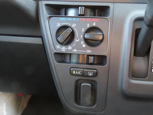 ピクシス　バン（トヨタ）の車両写真