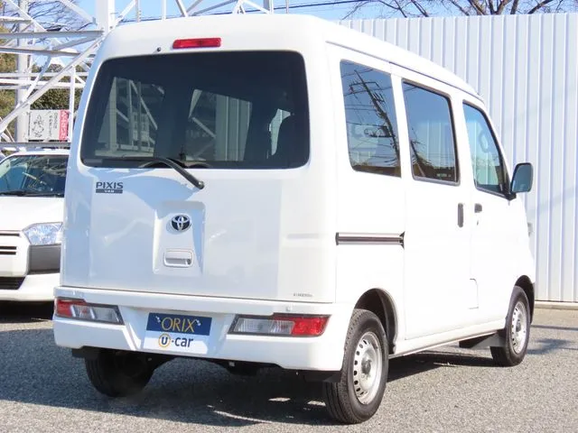 ピクシス　バン（トヨタ）の車両写真