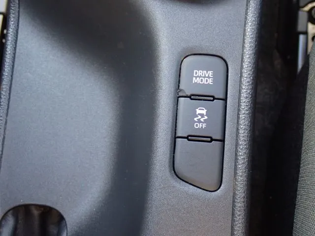 ヤリス（トヨタ）の車両写真