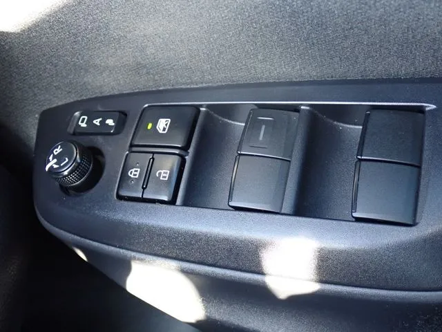 ヤリス（トヨタ）の車両写真