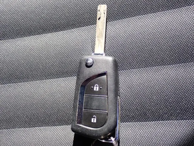 ヤリス（トヨタ）の車両写真