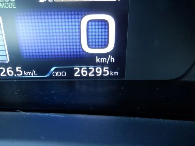 プリウス(トヨタ)の車両写真