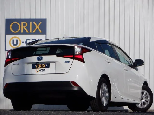プリウス(トヨタ)の車両写真