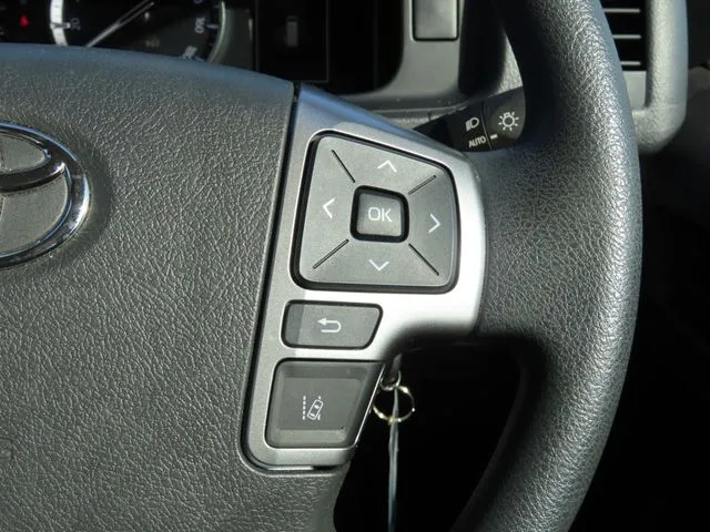 ハイエースバン　１．２ｔ　２ＷＤ（トヨタ）の車両写真