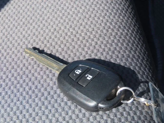 ハイエースバン　１．２ｔ　２ＷＤ（トヨタ）の車両写真