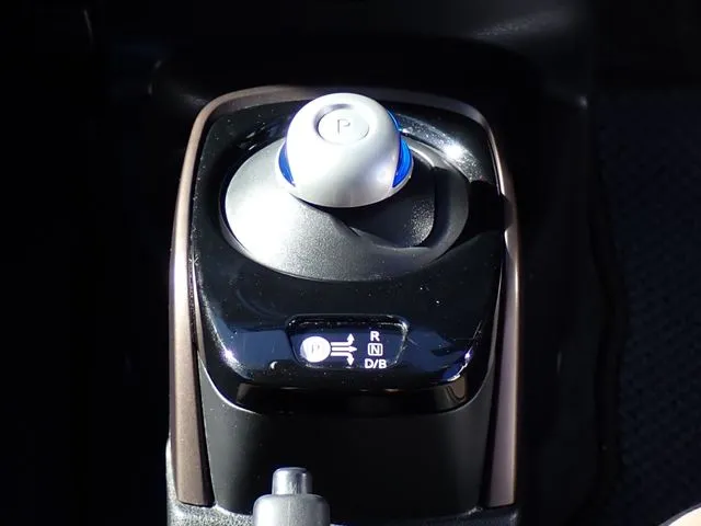 ノート（ニッサン）の車両写真