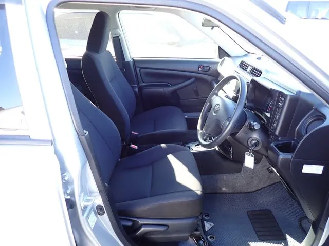 プロボックスバン　２ＷＤ（トヨタ）の車両写真