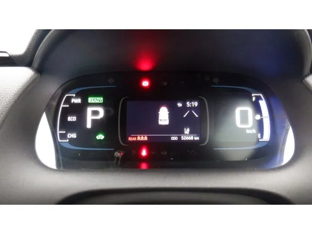 アクア（トヨタ）の車両写真