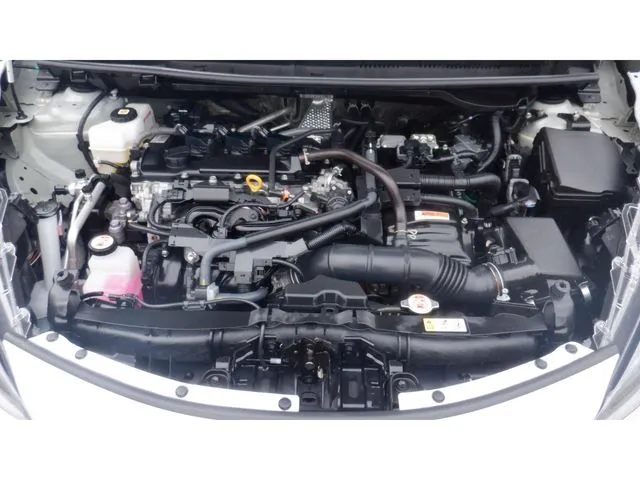 アクア（トヨタ）の車両写真