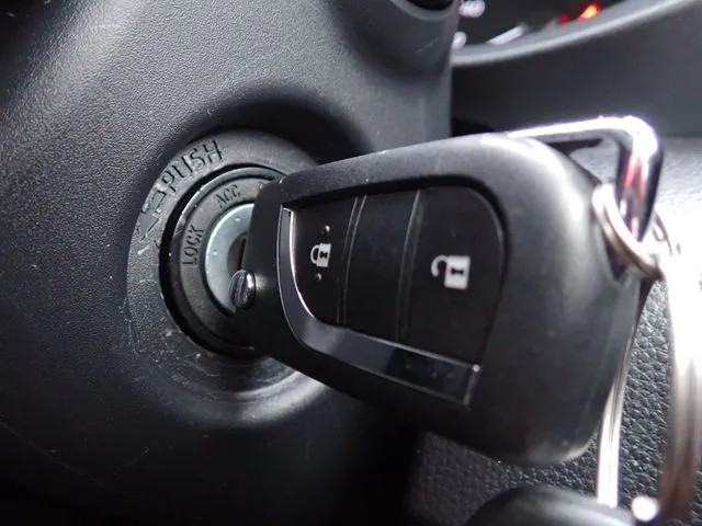 ヤリス（トヨタ）の車両写真