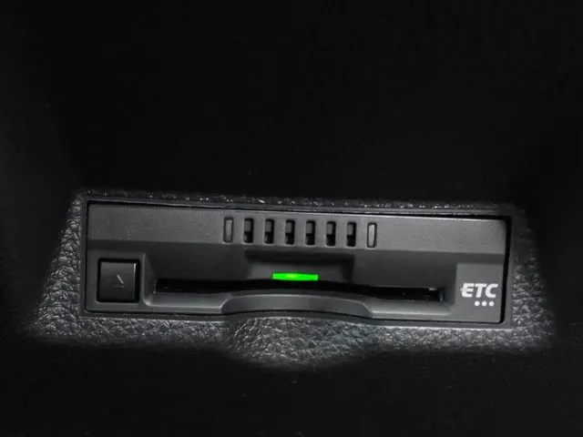 ヤリス（トヨタ）の車両写真