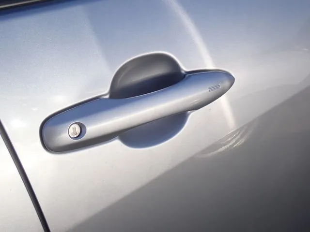 トヨタ　ヤリス　ハイブリッド