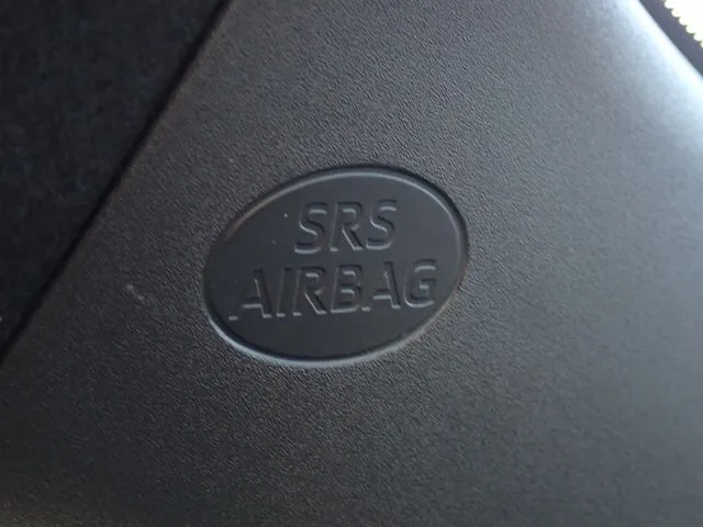 トヨタ　ヤリス　ハイブリッド