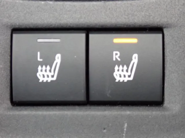 アクア(トヨタ)の車両写真