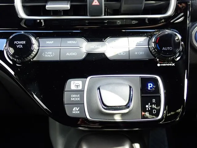 アクア(トヨタ)の車両写真