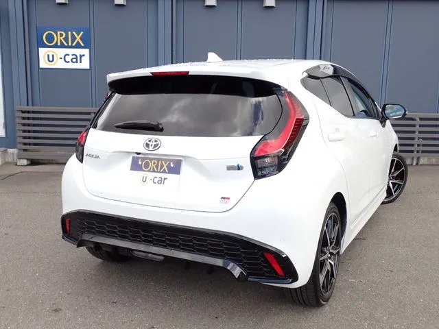 アクア(トヨタ)の車両写真