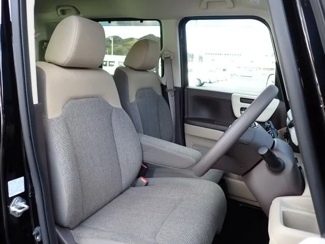 Ｎ　ＢＯＸ（ホンダ）の車両写真