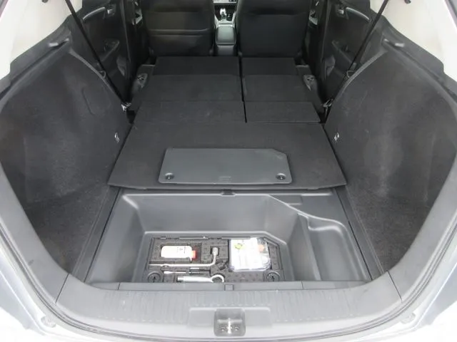 シャトル　ハイブリッド（ホンダ）の車両写真