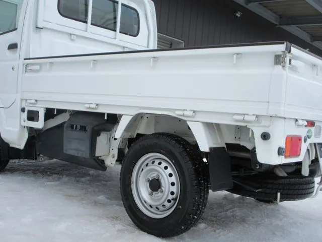 キャリイトラック　４ＷＤ（スズキ）の車両写真