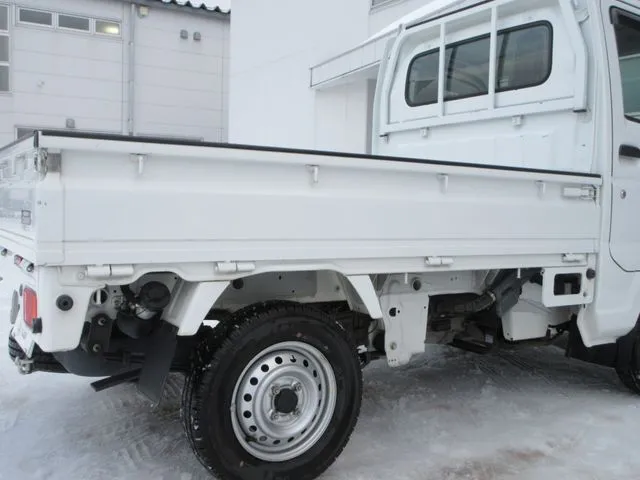キャリイトラック　４ＷＤ（スズキ）の車両写真