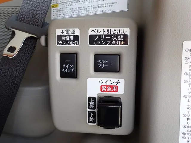 タント（ダイハツ）の車両写真