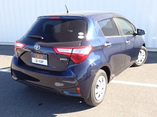 ヴィッツ（トヨタ）の車両写真