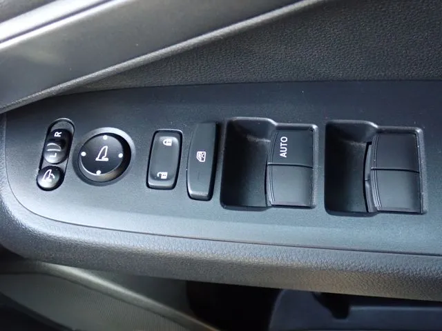 ヴェゼル　ｅ：ＨＥＶ（ホンダ）の車両写真